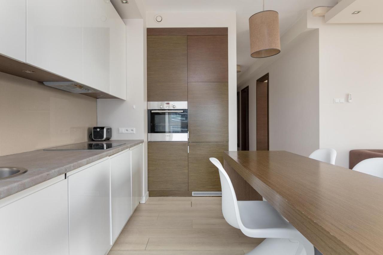 Grzybowska Platinum Apartment Tower A Varsavia Esterno foto