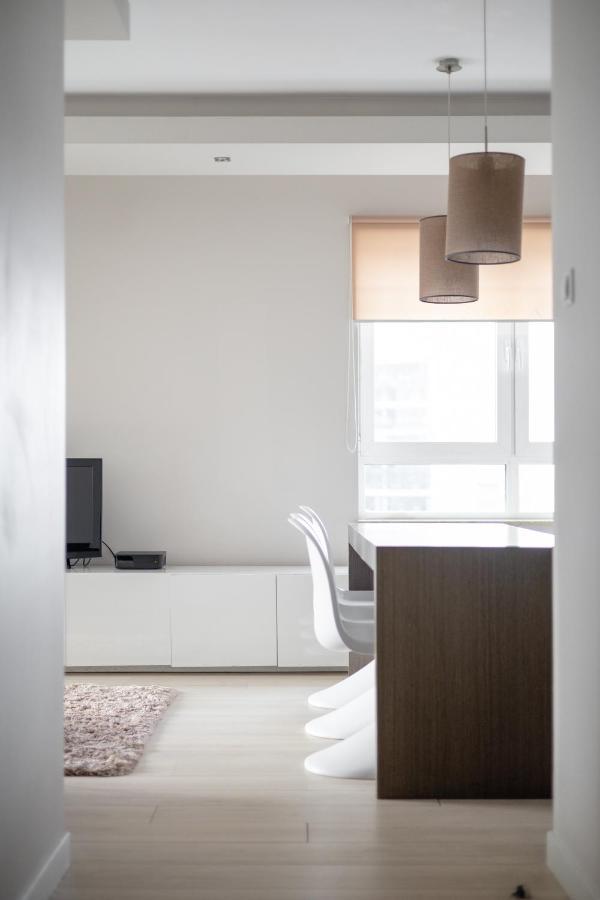 Grzybowska Platinum Apartment Tower A Varsavia Esterno foto