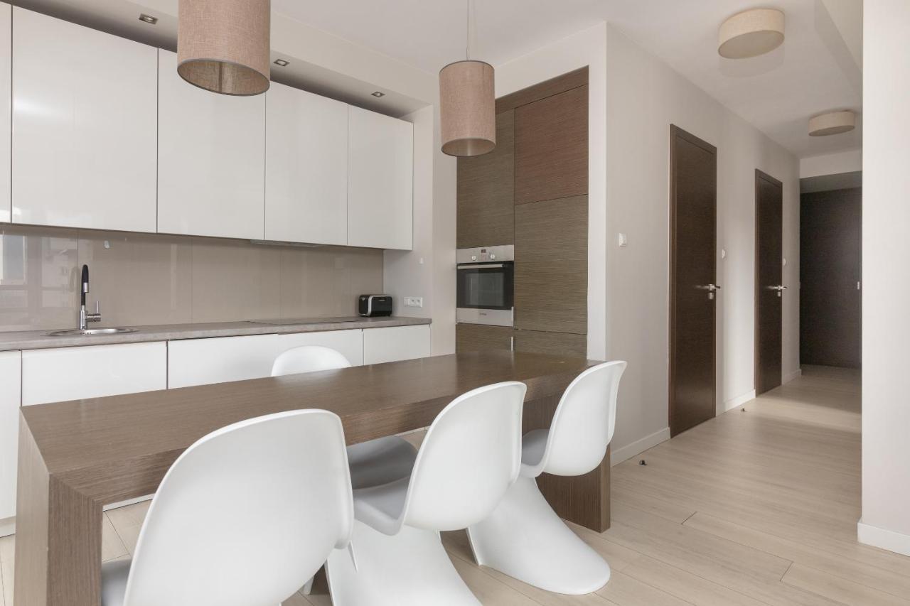 Grzybowska Platinum Apartment Tower A Varsavia Esterno foto