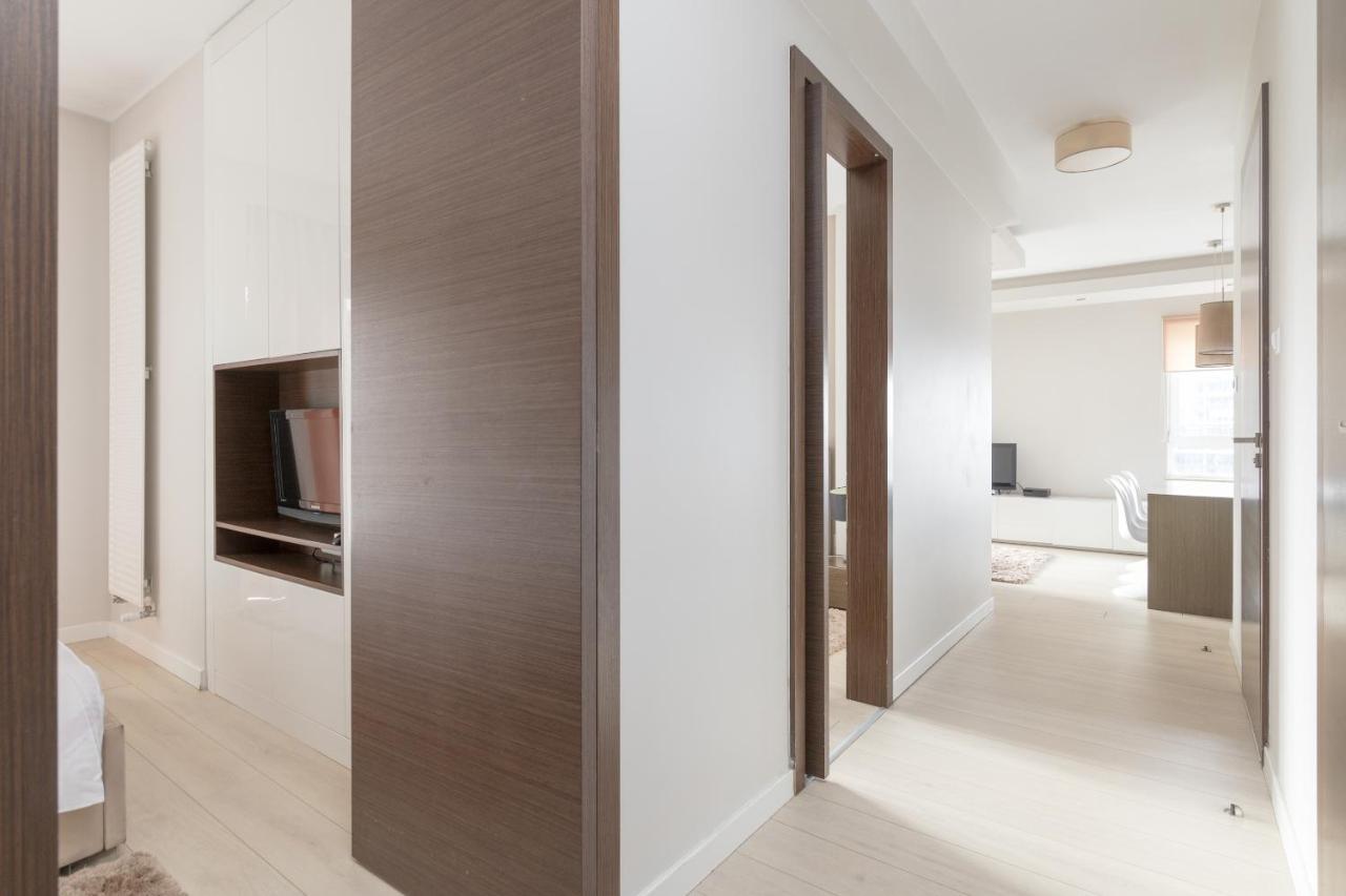 Grzybowska Platinum Apartment Tower A Varsavia Esterno foto